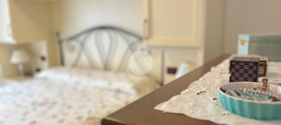 5 bedrooms Apartment in Castel d'Azzano, Italy No. 376822 26