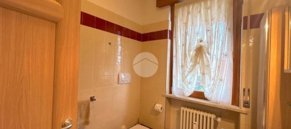 5 bedrooms Apartment in Castel d'Azzano, Italy No. 376822 20