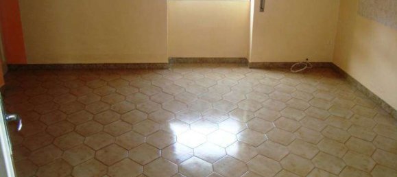 4 rooms Apartment in Marsala, Italy No. 106250 8