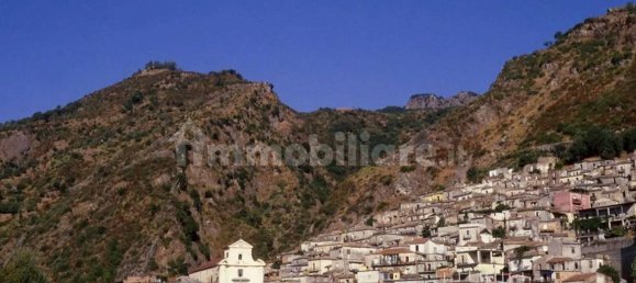 4 bedrooms Apartment in Reggio Calabria, Italy No. 340083 6