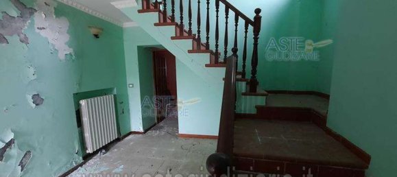 5 rooms House in Gemmano, Italy No. 12156 13