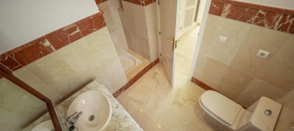 3 bedrooms House in La Alcaidesa, Spain No. 148622 49