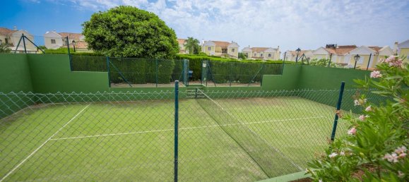 3 bedrooms House in La Alcaidesa, Spain No. 148622 21