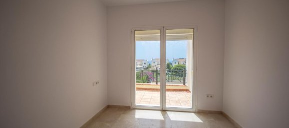 3 bedrooms House in La Alcaidesa, Spain No. 148622 22