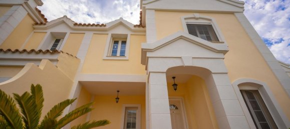 3 bedrooms House in La Alcaidesa, Spain No. 148622 3