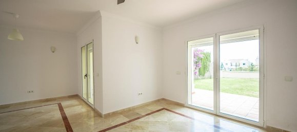 3 bedrooms House in La Alcaidesa, Spain No. 148622 19