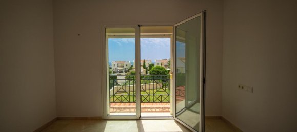 3 bedrooms House in La Alcaidesa, Spain No. 148622 12