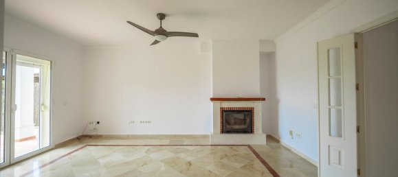 3 bedrooms House in La Alcaidesa, Spain No. 148622 14