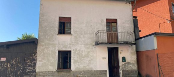 4 rooms House in San Bartolomeo Val Cavargna, Italy No. 62906 3