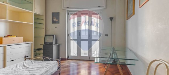 Apartamento T3 em Bari, Italy N.º 43310 43