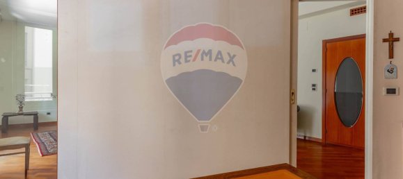 Apartamento T3 em Bari, Italy N.º 43310 11