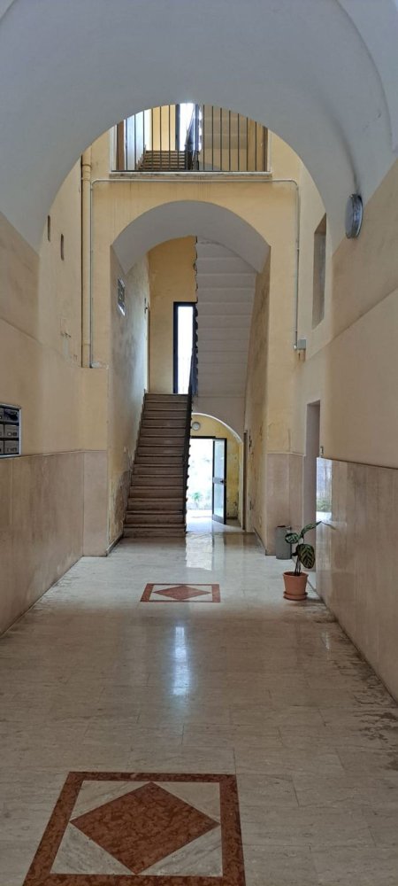 1 bedroom Apartment in Bari, Italy No. 376710