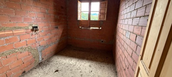 3 Schlafzimmer Haus in Langreo, Spain, Nr. 139680 8