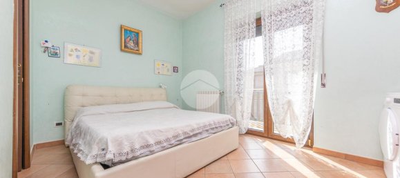 2 bedrooms Apartment in Rome, Italy No. 47729 12