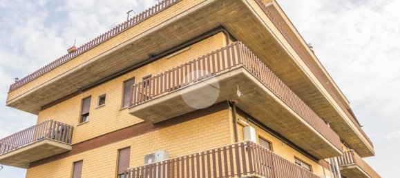 2 bedrooms Apartment in Rome, Italy No. 47729 22