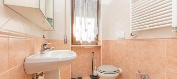 2 bedrooms Apartment in Rome, Italy No. 47729 20