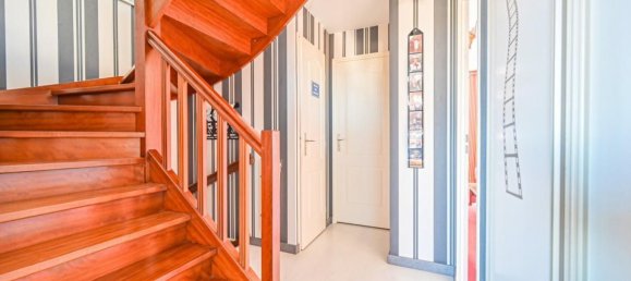 Дом с 4 спальнями в Тие, Франция № 126646 8