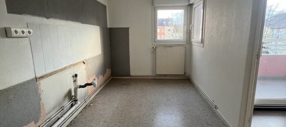 Apartamento de 4 habitaciónes en Creutzwald, France No. 39838 5