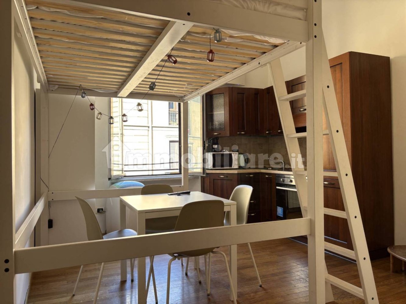 Studio in Milan, Italy, Nr. 313884