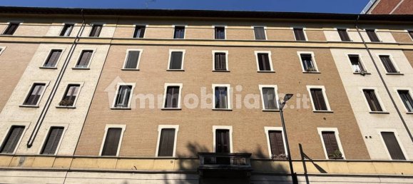 Studio in Milan, Italy, Nr. 313884 14