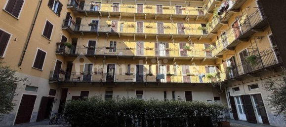 Studio in Milan, Italy, Nr. 313884 13