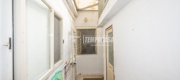 Квартира с 2 спальнями в Мессина, Италия № 312587 18