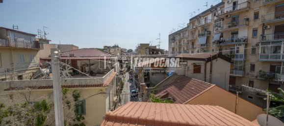 Квартира с 2 спальнями в Мессина, Италия № 312587 31