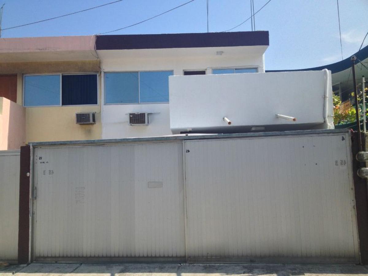 Casa de 3 dormitorios en Veracruz, Mexico No. 216582