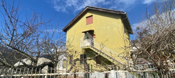 5 rooms Apartment in Casella, Italy No. 15068 22