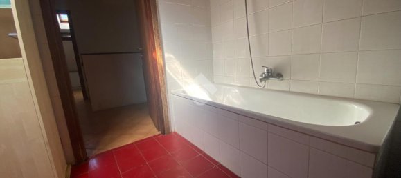 5 rooms Apartment in Casella, Italy No. 15068 19