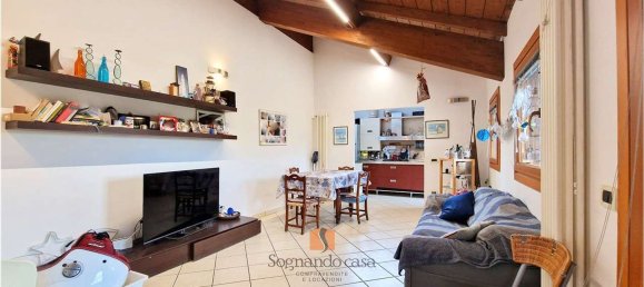5-salle Appartement à Ravenna, Italy No. 274080 2