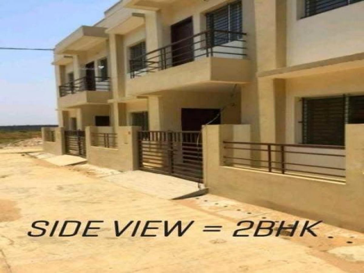 Дом с 3 спальнями в Райпур, Индия № 55249