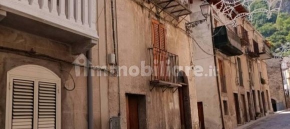 3 Schlafzimmer Villa in Longi, Italy, Nr. 321015 36