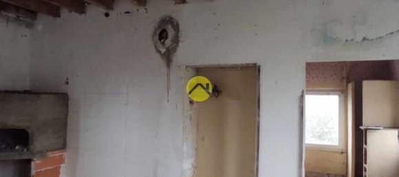 2 bedrooms House in Bourbon-l'Archambault, France No. 201230 4