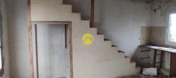 2 bedrooms House in Bourbon-l'Archambault, France No. 201230 2