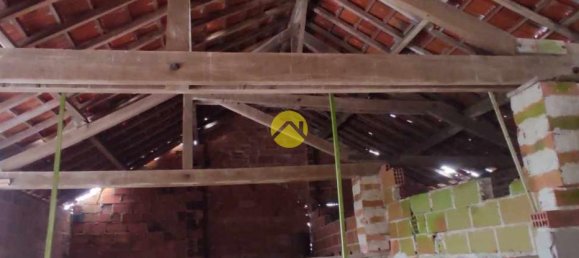 2 bedrooms House in Bourbon-l'Archambault, France No. 201230 5