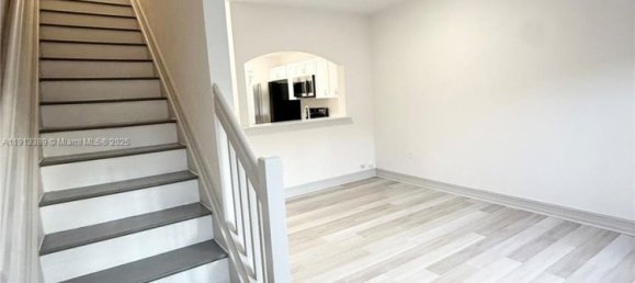 2 dormitorios propiedad comercial en alquiler en Miami, Miami-Dade, Florida, USA № 615307 8