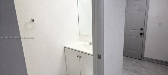 2 dormitorios propiedad comercial en alquiler en Miami, Miami-Dade, Florida, USA № 615307 11