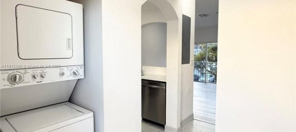 2 dormitorios propiedad comercial en alquiler en Miami, Miami-Dade, Florida, USA № 615307 10