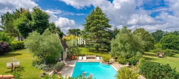 5 bedrooms Castles in Leognan, France No. 352851 6