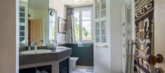 5 bedrooms Castles in Leognan, France No. 352851 26