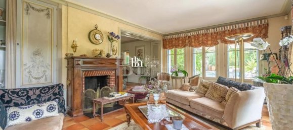 5 bedrooms Castles in Leognan, France No. 352851 17