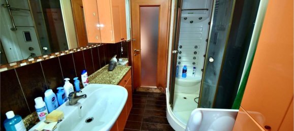 5 bedrooms House in Meda, Italy No. 364329 15