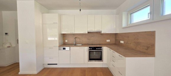 2 rooms Apartment in Hietzing, Austria No. 163666 2