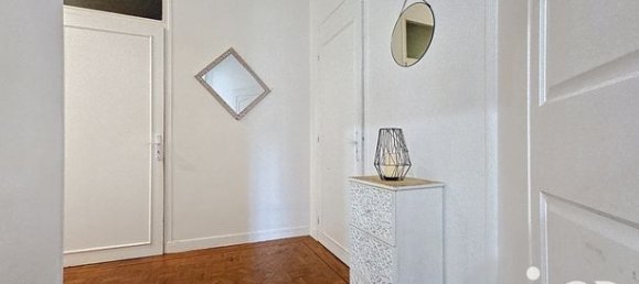 3 bedrooms Apartment in Sens, France No. 303806 16