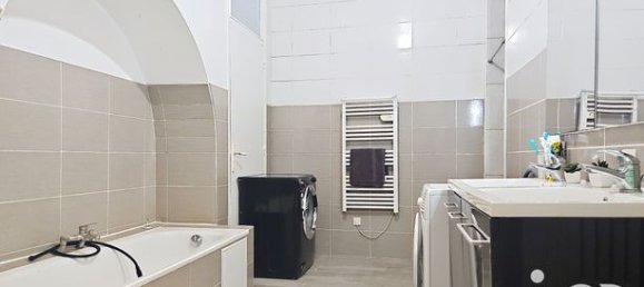 3 bedrooms Apartment in Sens, France No. 303806 12