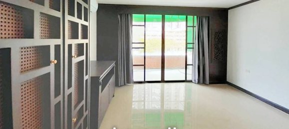 2 bedrooms Condo in Bang Lamung, Thailand No. 17210 2