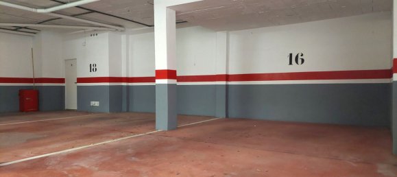 Parkplatz in Marbella, Spain 27m², Nr. 151624 4