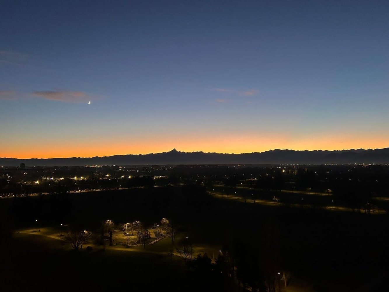 5 Schlafzimmer Wohnung in Turin, Italy, Nr. 334754