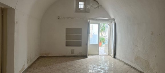 Apartamento de 5 habitaciónes en Modugno, Italy No. 263883 9